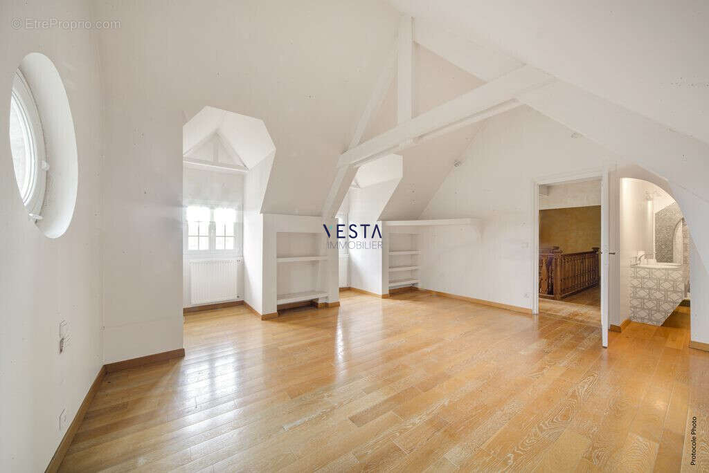 Chambre haut - Maison à CORNEBARRIEU