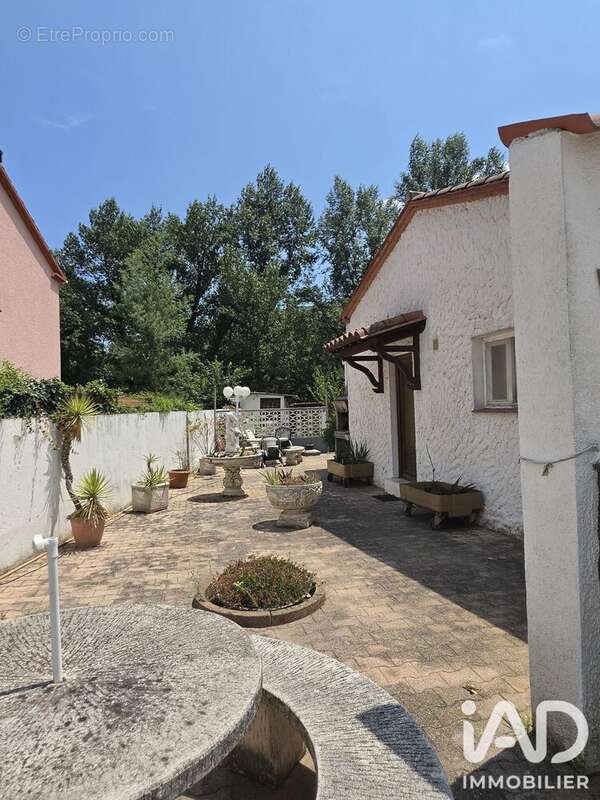 Maison 220 m² à Arles-Sur-Tech  - photo 9