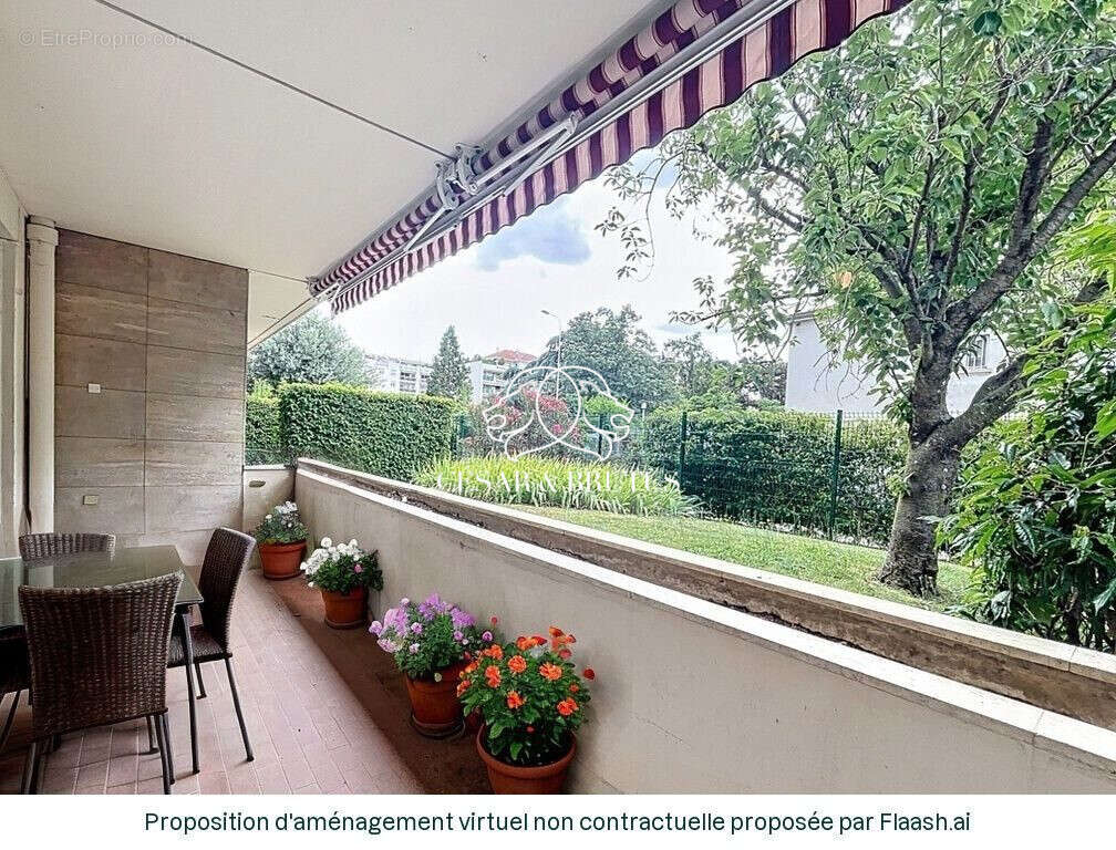 Appartement à LYON-8E
