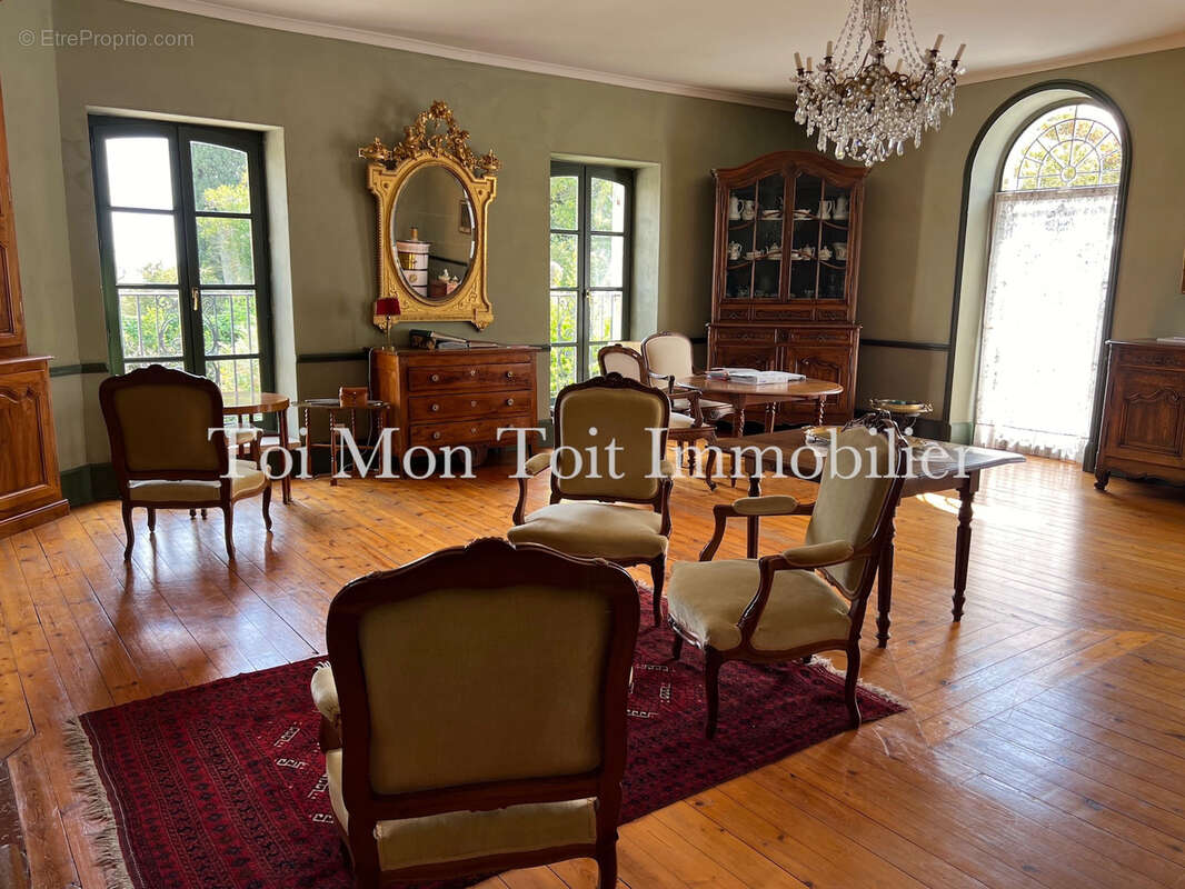 Maison à SAINT-COME-ET-MARUEJOLS