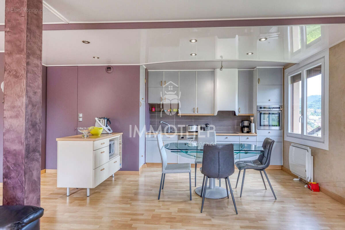 Appartement à VOIRON