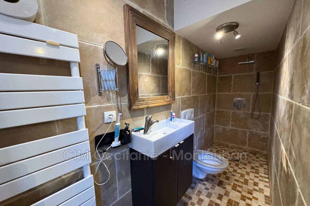 Appartement à SAINT-ANTONIN-NOBLE-VAL