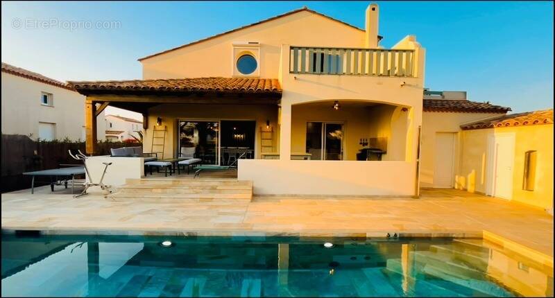 Maison à SAINT-CYPRIEN