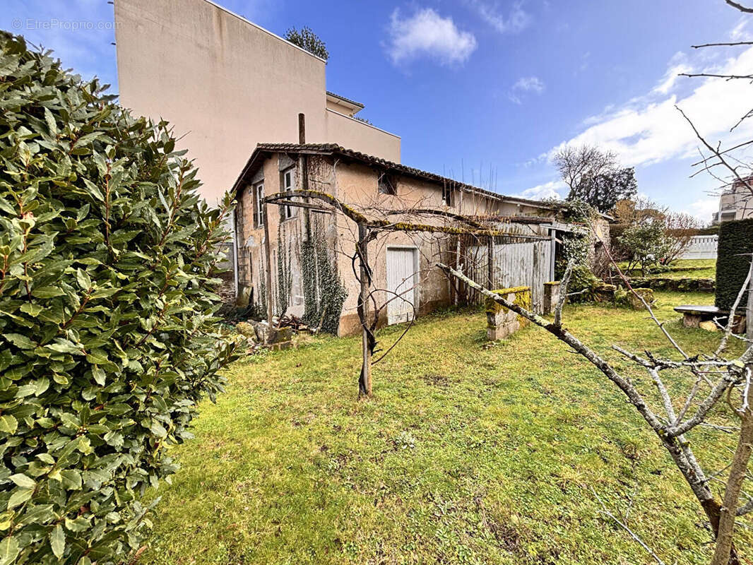 Maison à BASSE-GOULAINE