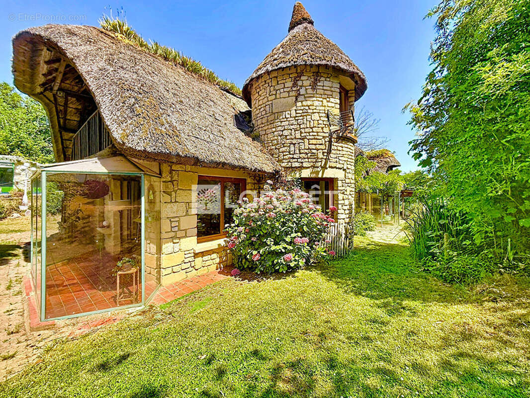 Maison Putot En Bessin 8 pièce(s) 217 m2 - photo 14