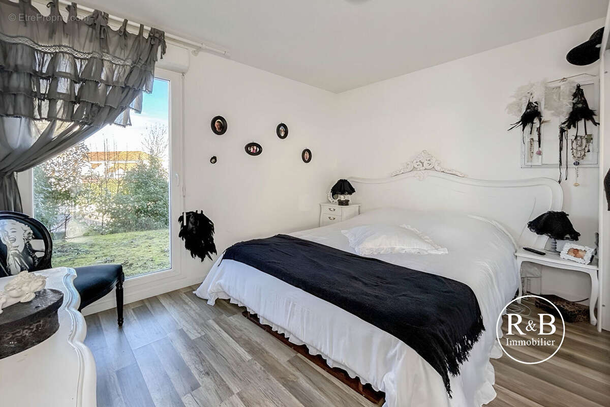 Appartement à PLAISIR