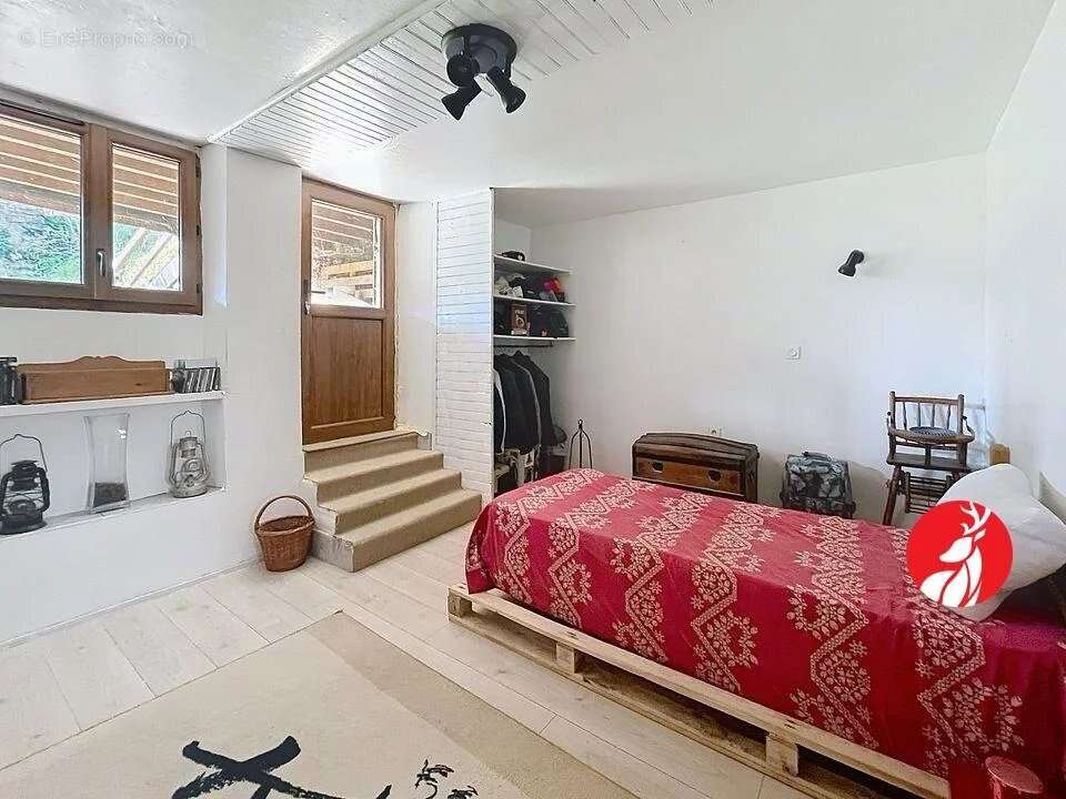 Maison à MILLY-LA-FORET