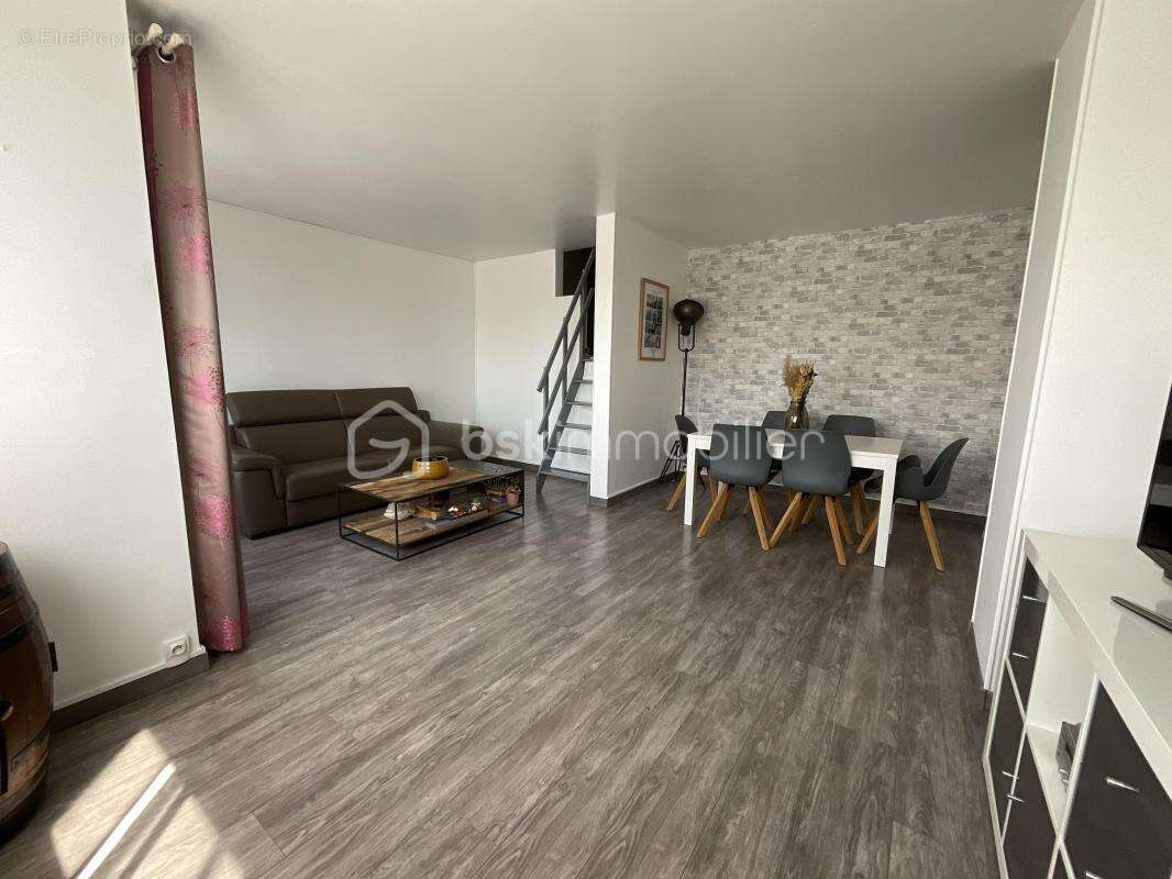 Beau duplex de 62 m² à 12 min à pied du rer b la croix-de-berny (limite antony) - photo 2