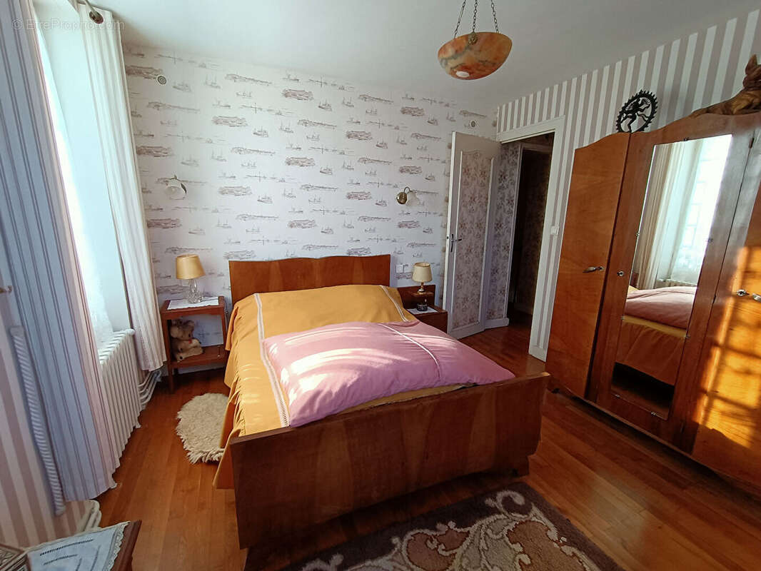 Maison à LUSSANT