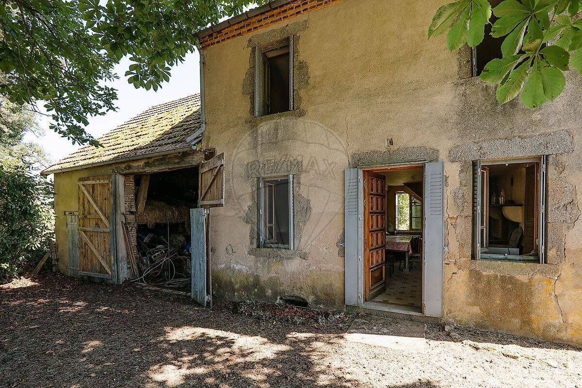 Maison à LA CHAPELLE