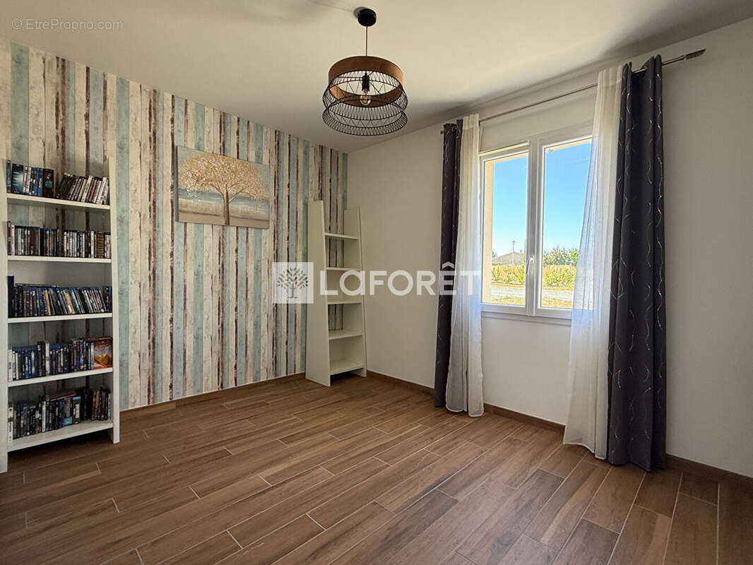À 10 minutes de Saintes Maison contemporaine de plain-pied 103.42 m2 - photo 6