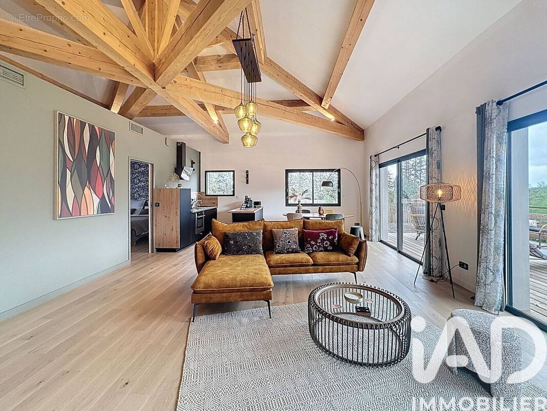 Photo 1 - Maison à SERVIAN