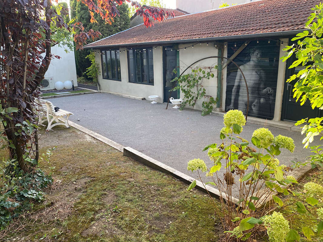 Maison à CALUIRE-ET-CUIRE