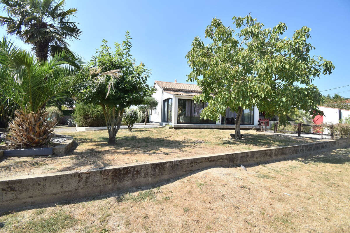 Maison d'habitation - photo 12