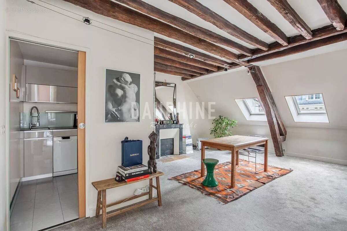 Appartement à PARIS-7E
