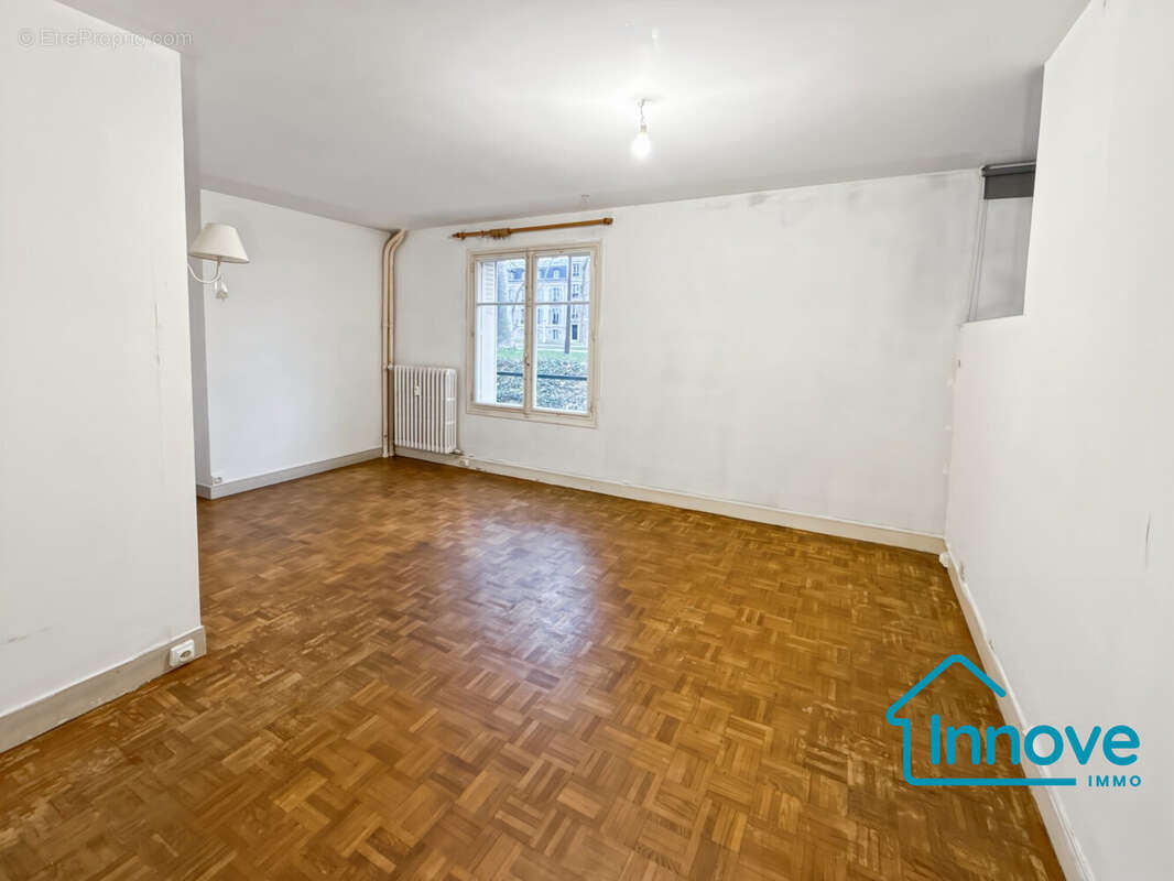 Appartement à VERSAILLES