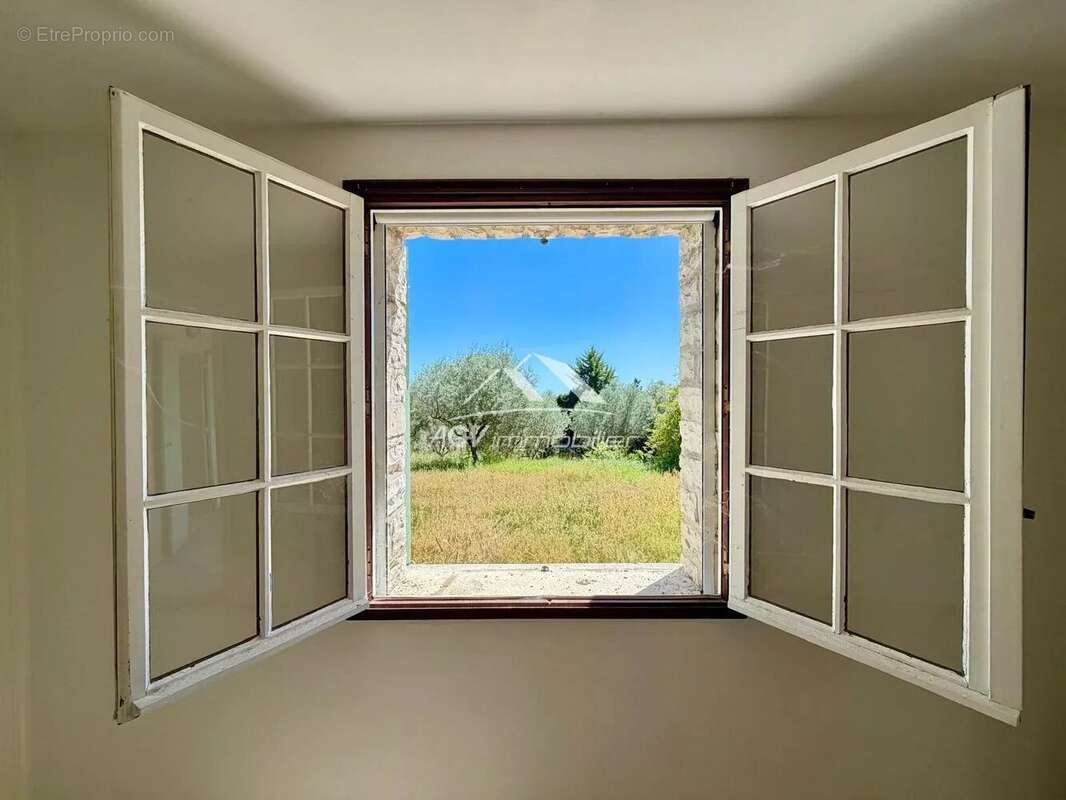 Vue panoramique exceptionnelle – Maison de 165 m² sur 3 300 m² de terrain constructible - photo 17