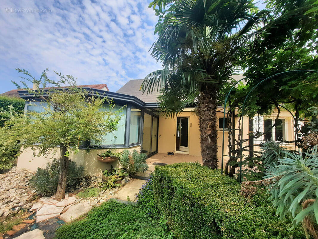 Maison à CINQ-MARS-LA-PILE