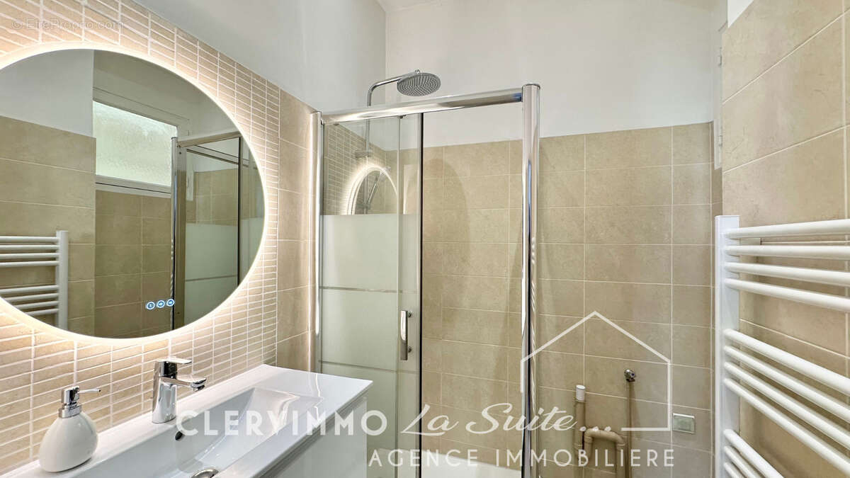Appartement à MARSEILLE-10E
