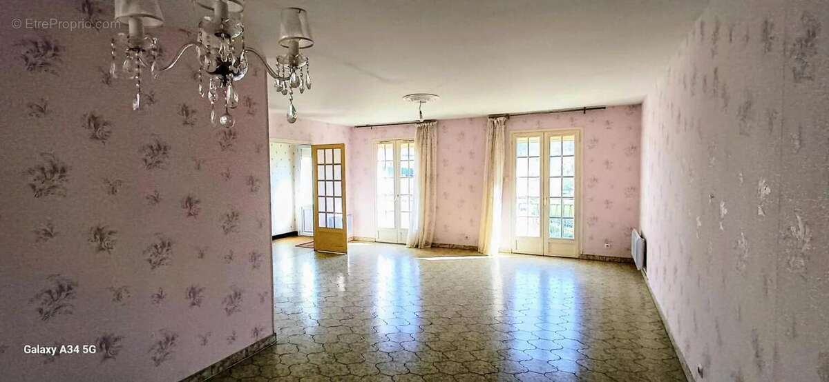 Maison à AISY-SUR-ARMANCON