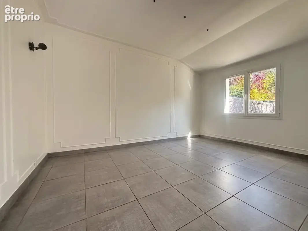 Maison 6 pièces 124 m² à vendre à Saint-Pierre-Du-Perray (91280) - photo 4