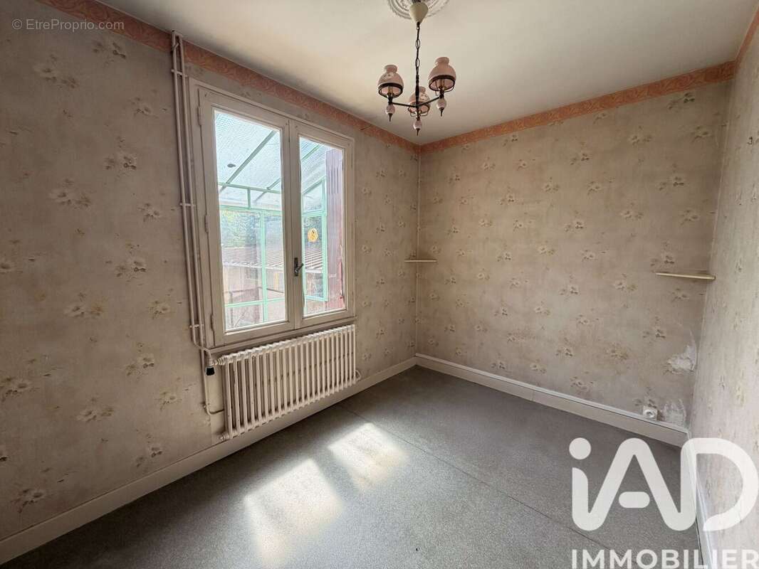 Maison 59 m² à Vierzon  - photo 9