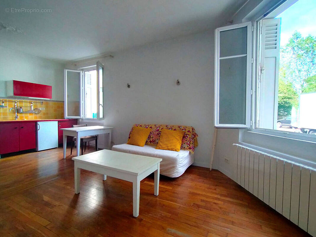 Appartement à PARIS-19E
