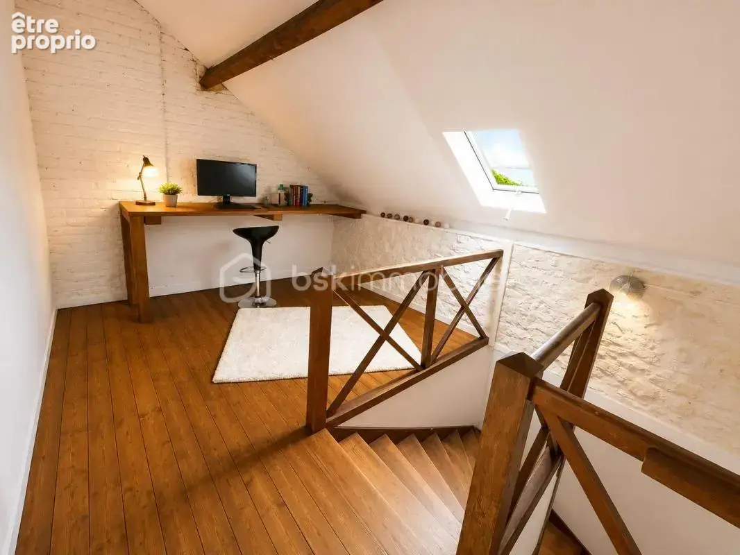 Maison en pleins centre ville de crepy - photo 2