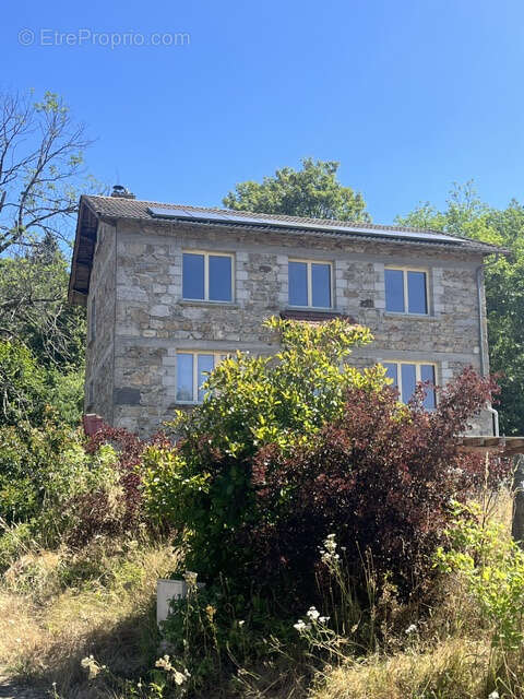 Maison à GRANDRIF
