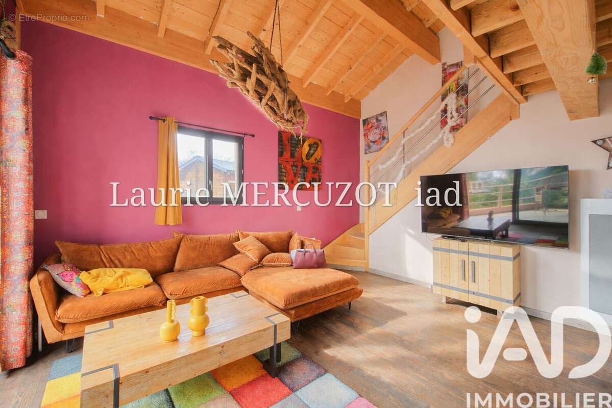 Maison 106 m² à La Llagonne  - photo 4