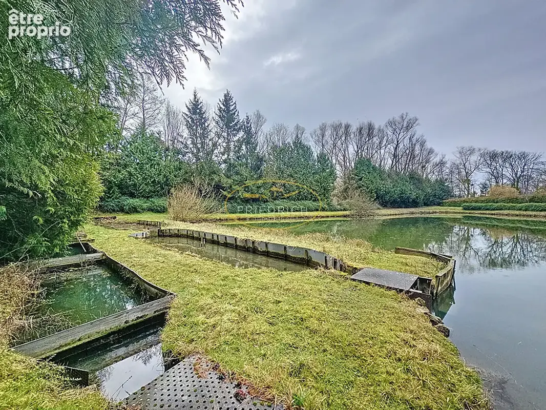 Terrain de loisirs avec etang et maisonnette - photo 4