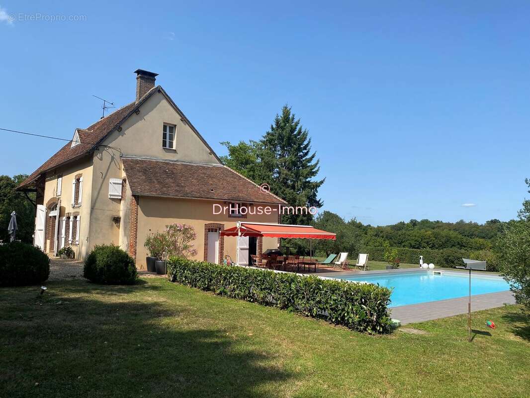 Maison 208 m² à Dracy  - photo 28
