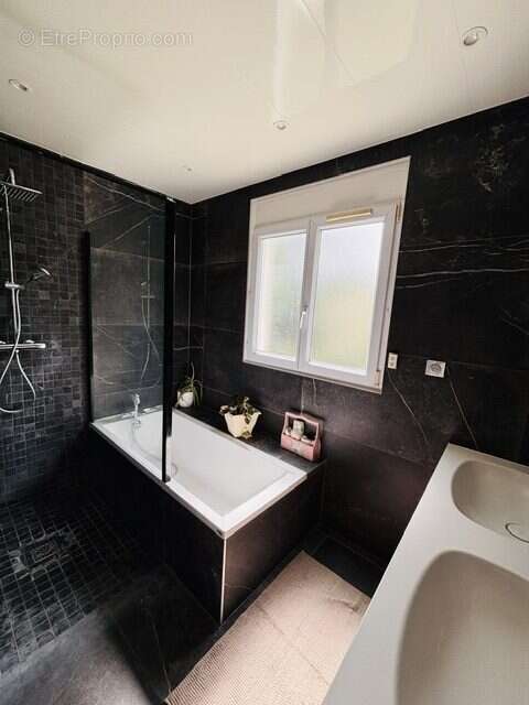 Maison 145 m² à Le Mesnil-Amelot  - photo 9