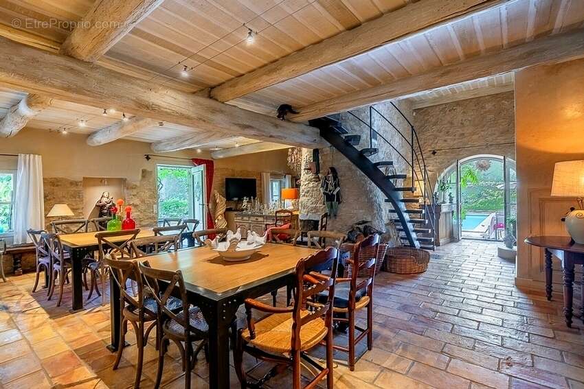 Maison à SAINT-MARTIN-DE-CASTILLON