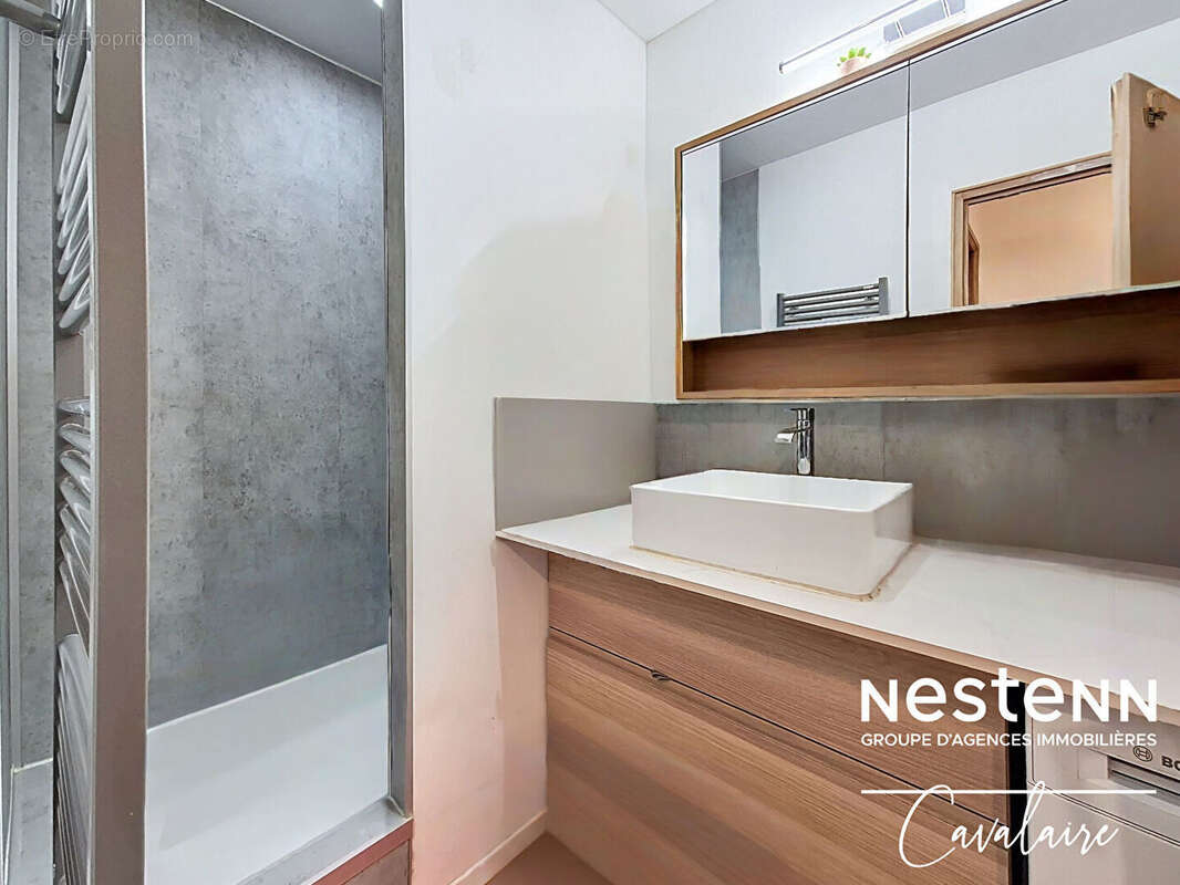 Appartement à LA CROIX-VALMER