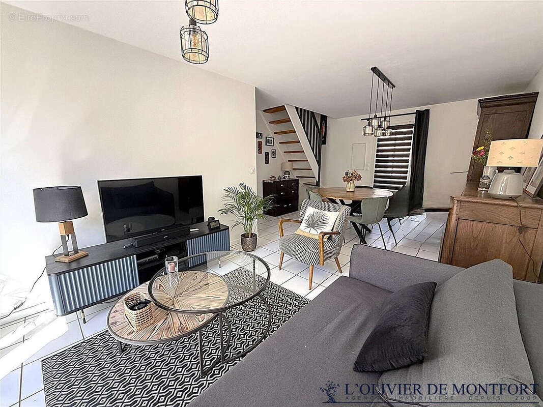 Maison à MONTFORT-L'AMAURY