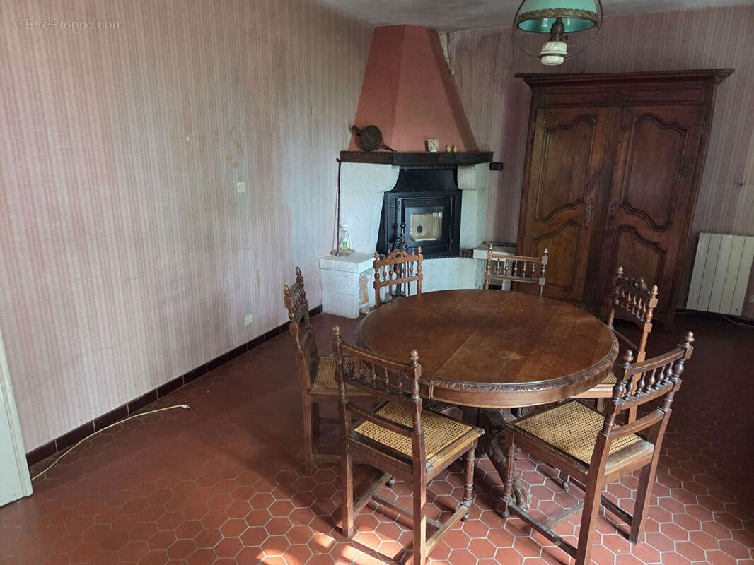 Maison à SAINT-BENIN-D&#039;AZY