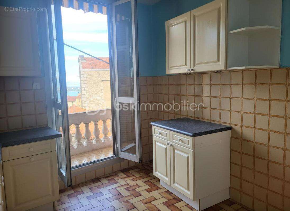 Appartement à BEAUSOLEIL