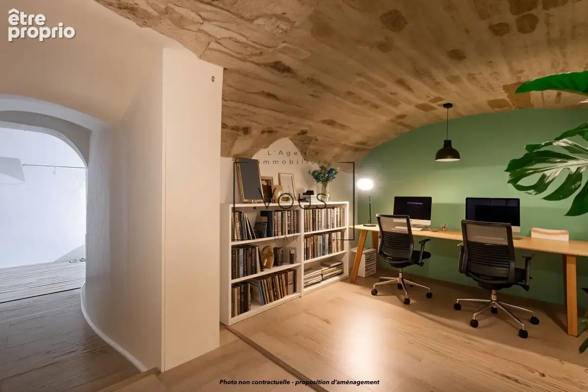 Local commercial avec un esprit loft à deux pas du Canal-Saint-Martin (Paris Xe) - photo 9