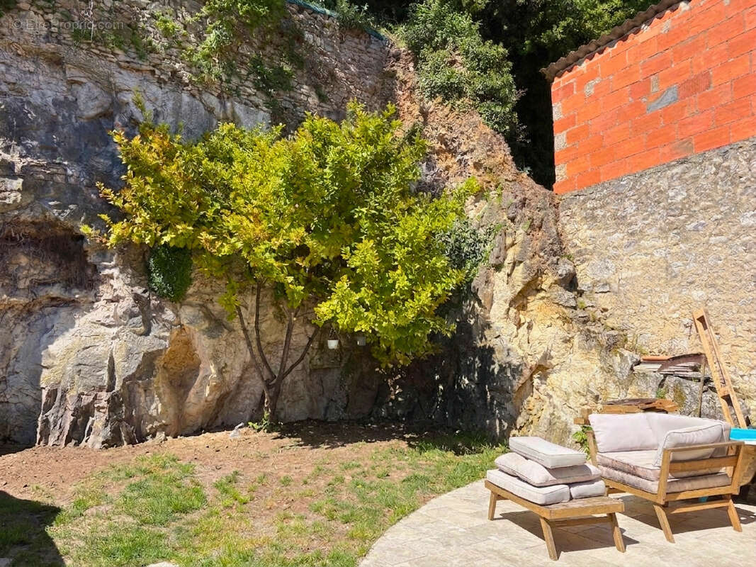 Maison à COGNAC