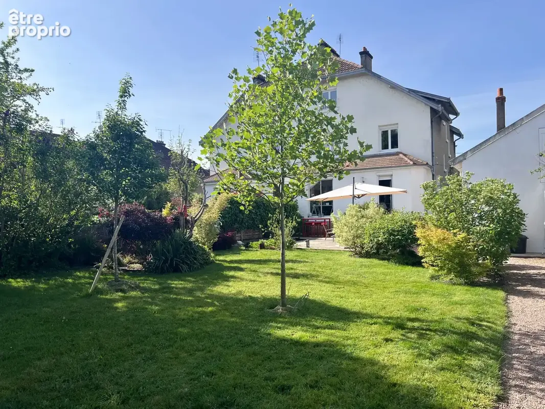 Photo 1 - Maison à GUEUGNON