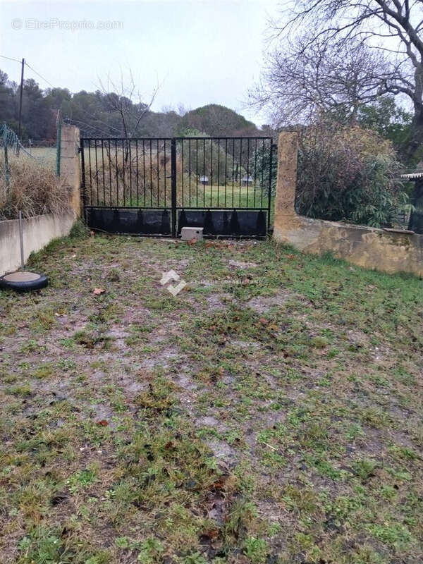 Maison à MONTOLIEU
