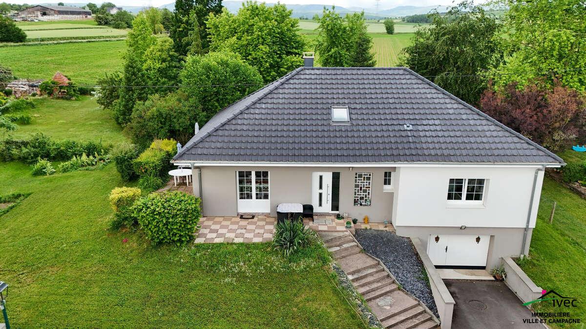 Maison 148 m² à Crastatt  - photo 2
