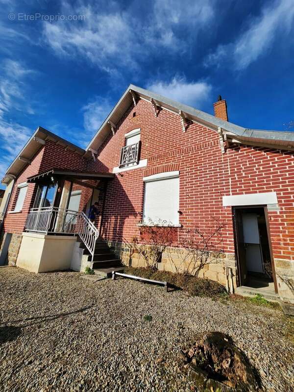 Appartement à SAINT-JUNIEN