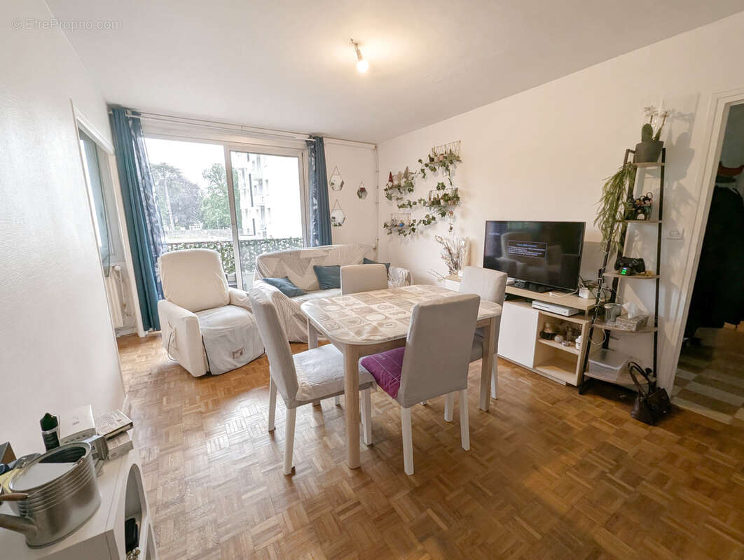 Appartement à SAINT-EGREVE