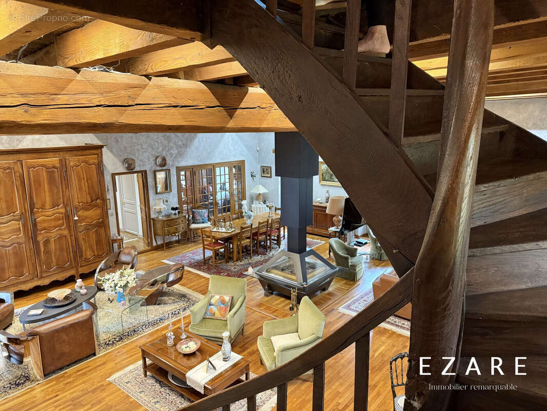 Maison à LE CREUSOT