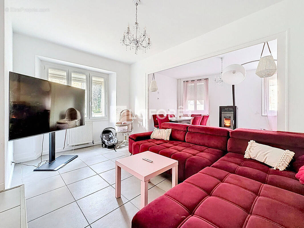 Maison à HOUVILLE-LA-BRANCHE