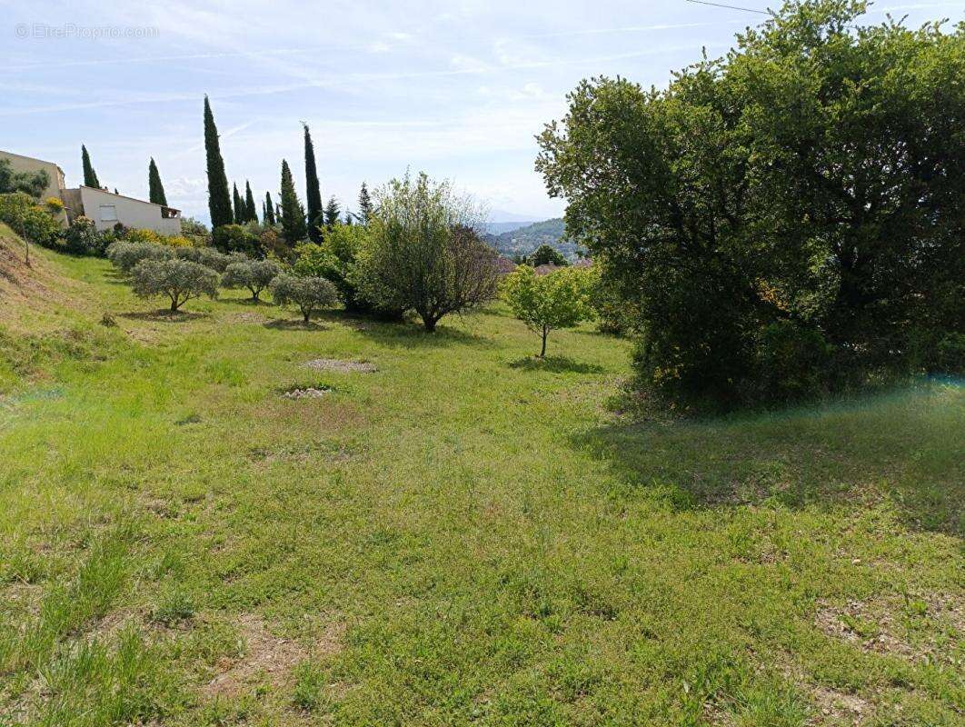 Terrain à MANOSQUE