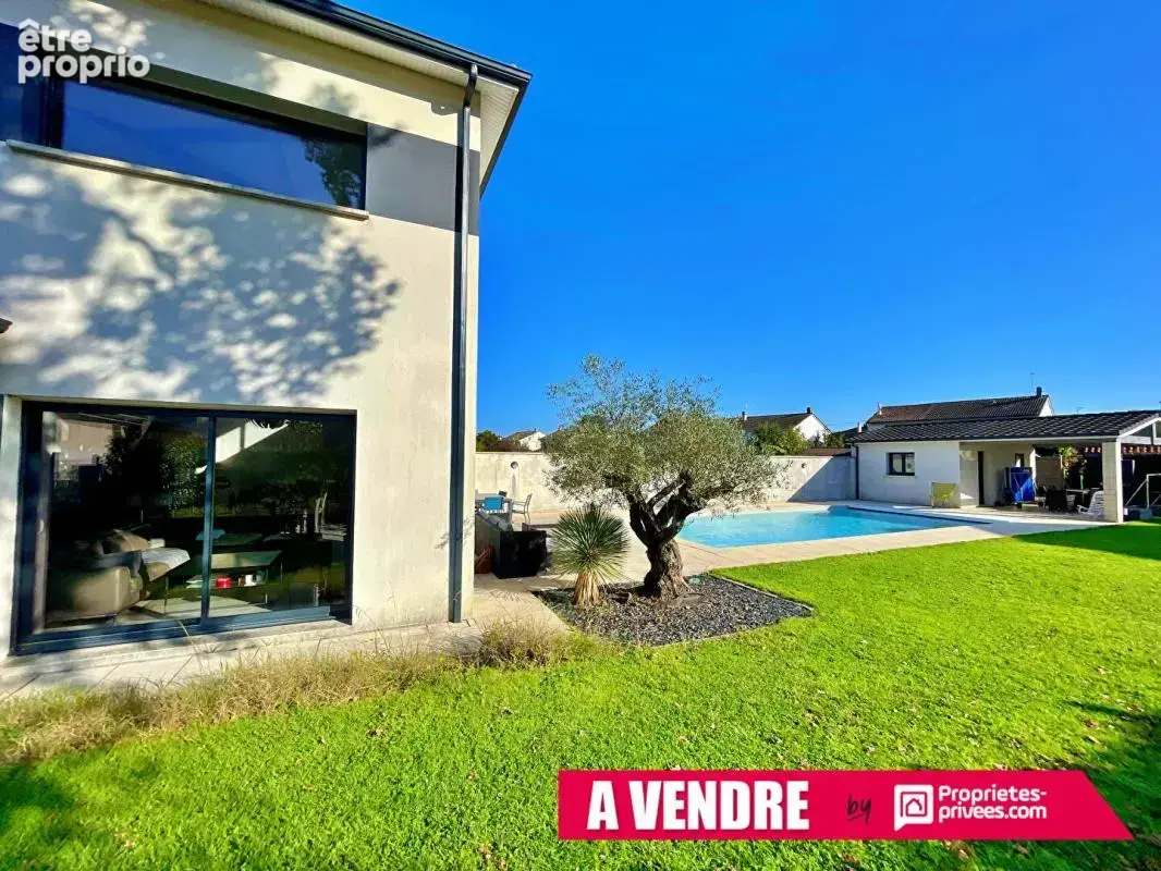 Maison Eysines 6 pièce(s) 170 m2 piscine dépendance double garage - photo 12