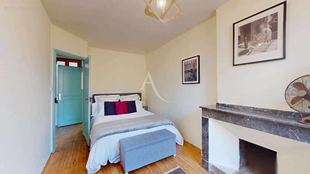 Immeuble Carcassonne : 1 local + 3 appartements T2 - photo 7